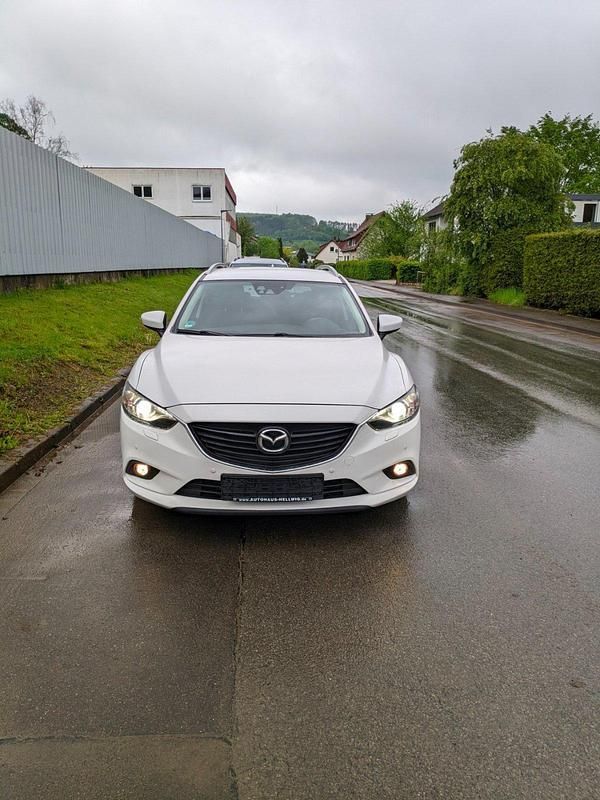 Weiß Gebraucht 2013 Mazda 6 Kombi | 6.500 € (Etwas zu teuer) - Bild 1/4