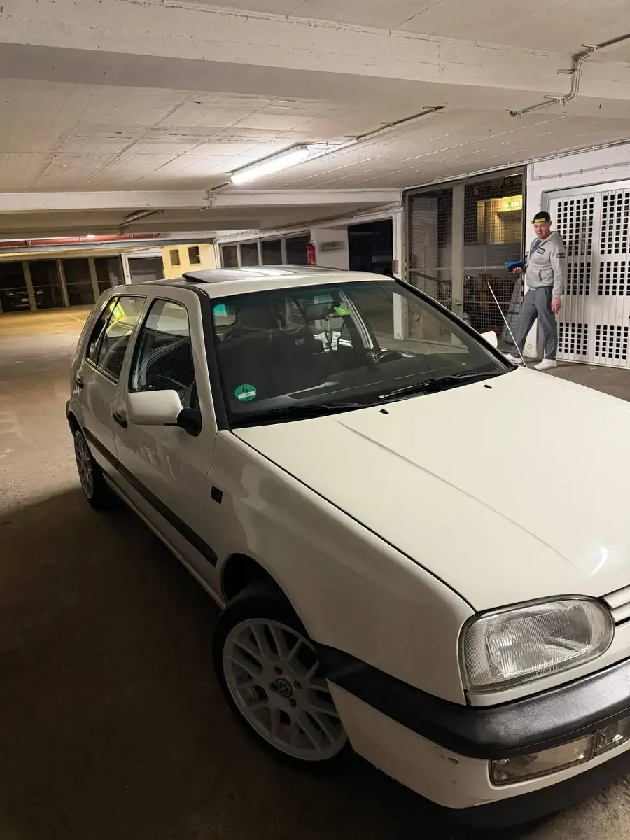 Gebraucht VW Golf III 90 PS (66 kW) 1994 Weiß Kleinwagen