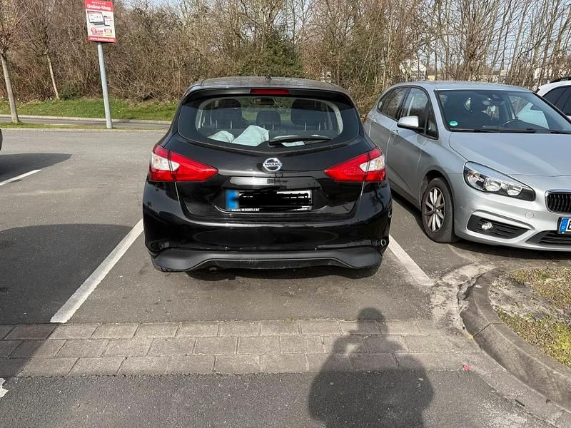 Gebraucht Nissan Pulsar 115 PS (84 kW) 2015 Schwarz Kleinwagen