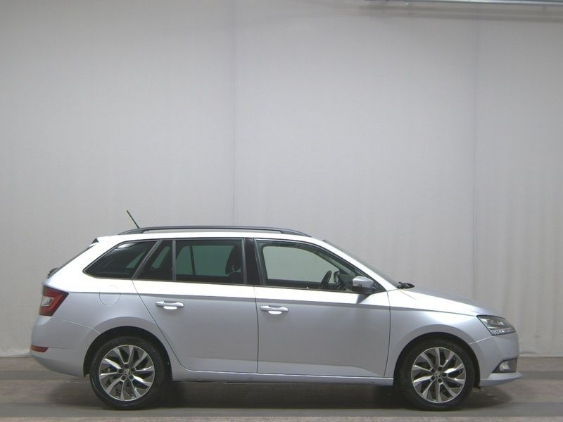 Silber Gebraucht 2021 Skoda Fabia Clever Kombi | 12.980 € (Guter Preis) - Bild 1/4