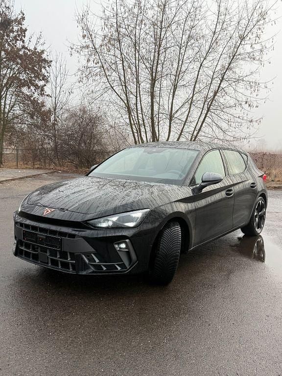 Gebraucht Cupra Leon 150 PS (110 kW) 2025 Schwarz Limousine