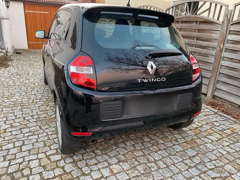 Gebraucht Renault Twingo 70 PS (51 kW) 2016 Schwarz Kleinwagen