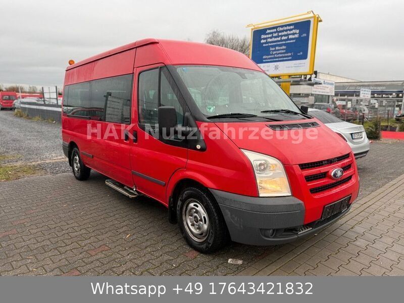 Rot Gebraucht 2010 Ford Transit Trend Van / Kleinbus | 7.990 € (Teuer) - Bild 1/4