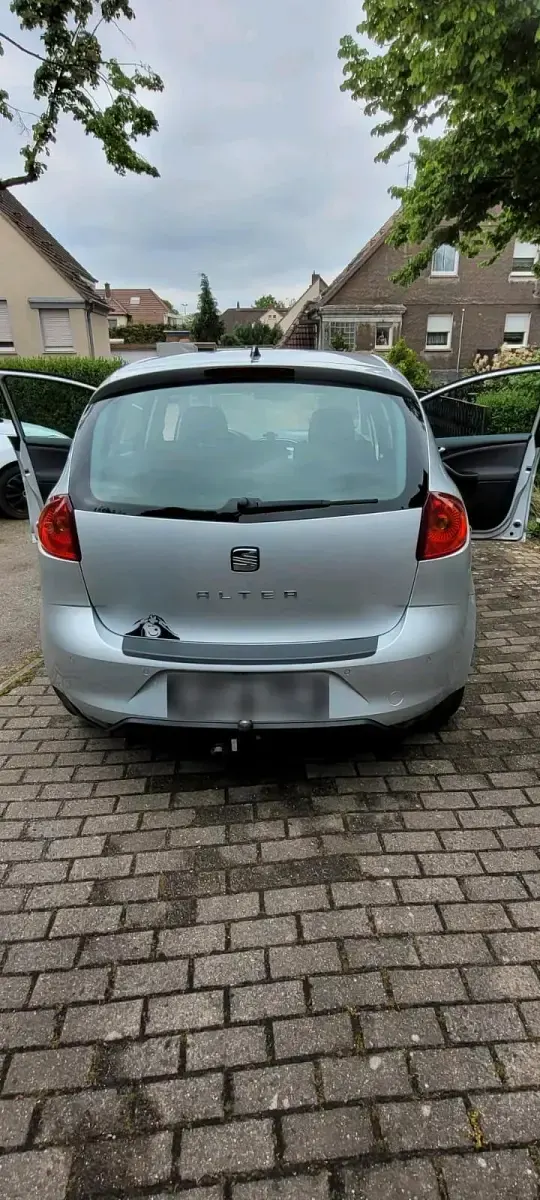 Gebraucht Seat Altea 160 PS (117 kW) 2011 Silber SUV