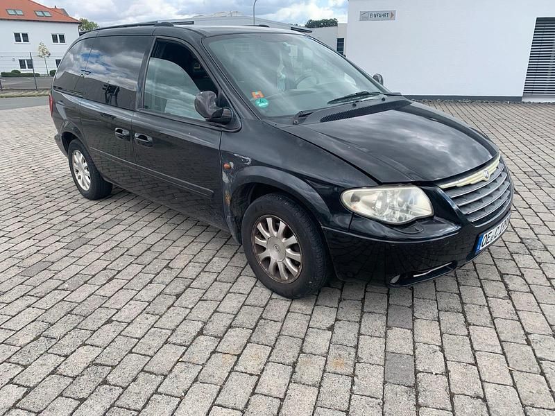 Schwarz Gebraucht 2004 Chrysler Voyager Van / Kleinbus | 999 € (Fairer Preis) - Bild 1/4