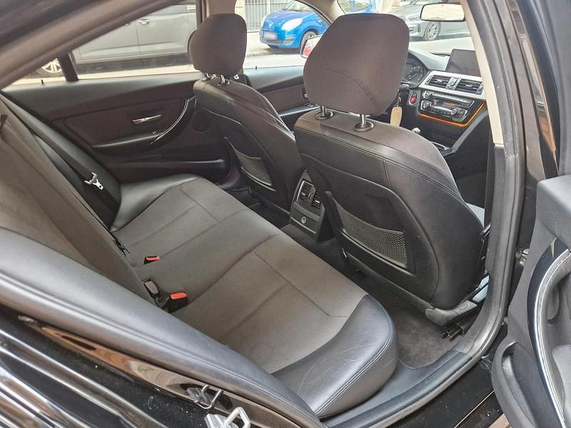 Gebraucht BMW 325 224 PS (164 kW) 2017 Schwarz Limousine