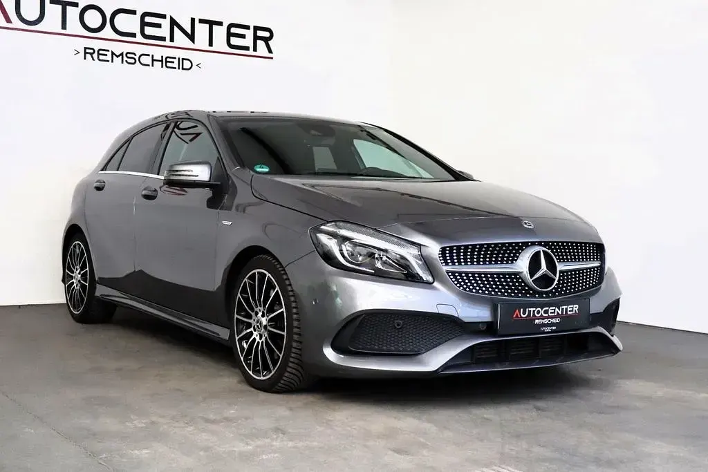 Gebraucht Mercedes A220 AMG 184 PS (135 kW) 2018 Mountaingrau Limousine
