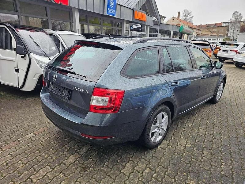 Gebraucht Skoda Octavia Ambition 245 PS (180 kW) 2019 Grau Kombi