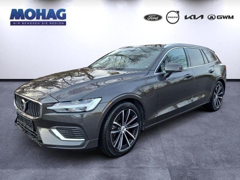 Gebraucht Volvo V60 Core 350 PS (257 kW) 2022 Grau Kombi