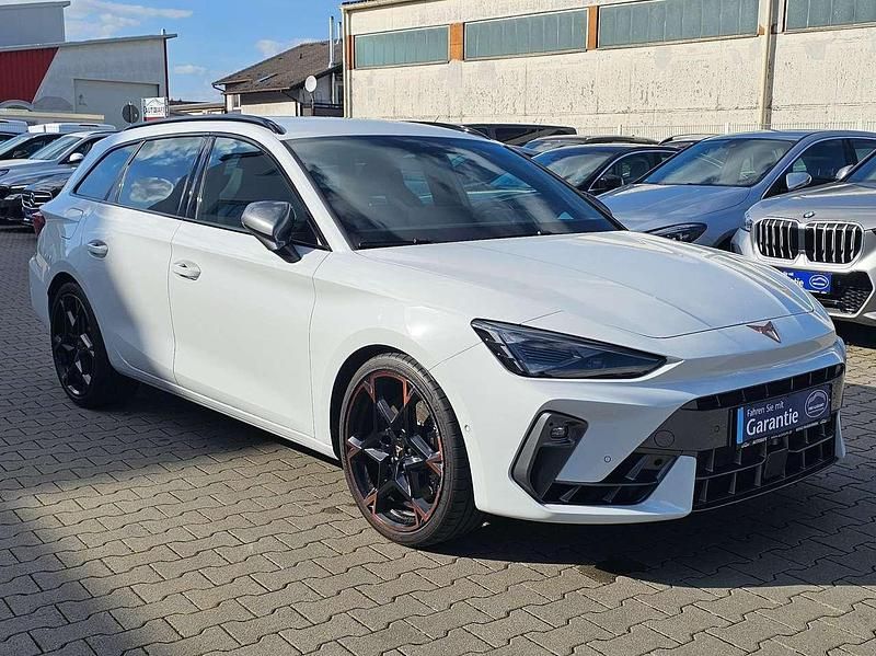 Gebraucht Cupra Leon VZ 333 PS (244 kW) 2025 "nevada" weiss Kombi