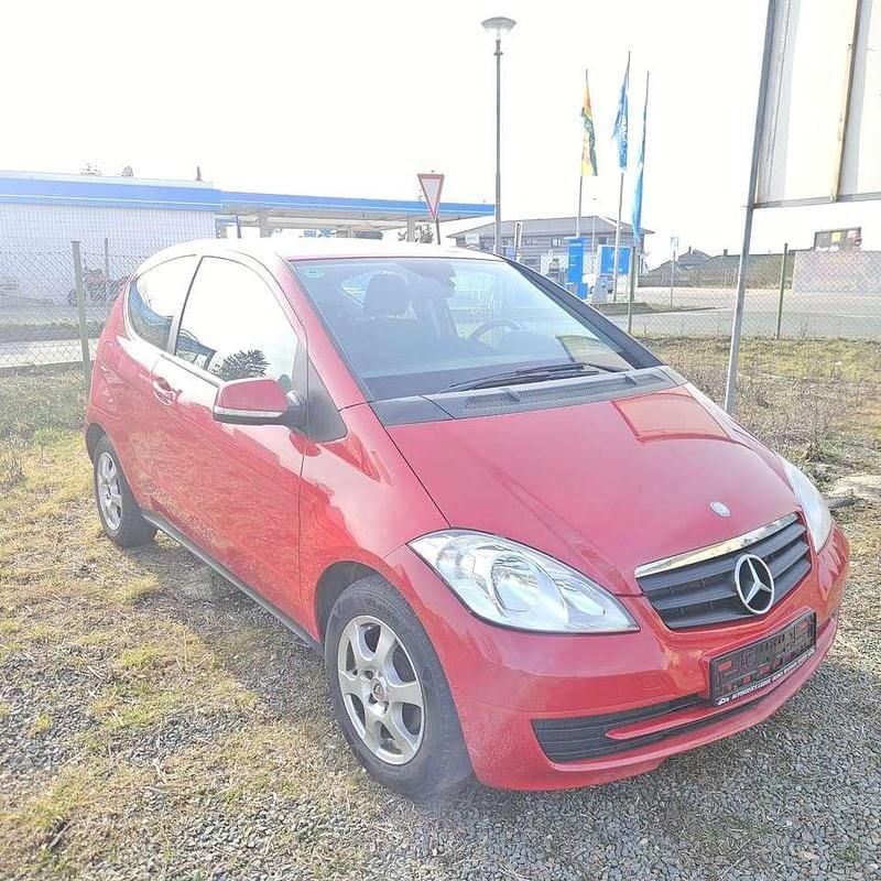 Gebraucht Mercedes A150 95 PS (69 kW) 2008 Jupiterrot  unilack Kleinwagen