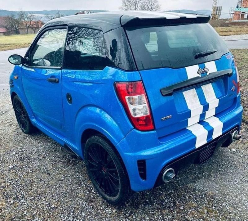 Blau Gebraucht 2019 Aixam Microcar Sport Kleinwagen | 11.300 € (Etwas zu teuer) - Bild 1/4