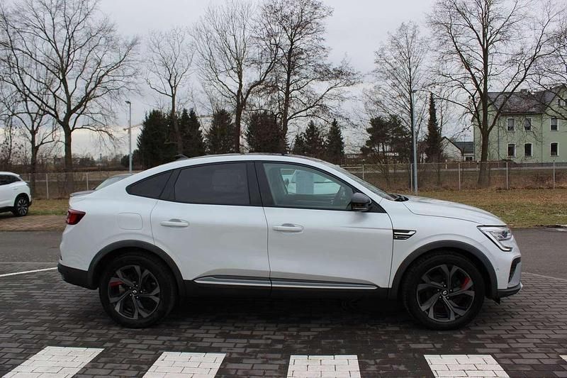 Gebraucht Renault Arkana R.S. 140 PS (102 kW) 2022 Kyanit weiß SUV