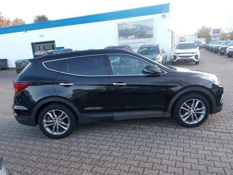 Gebraucht Hyundai Santa Fe Premium 200 PS (147 kW) 2016 Schwarz SUV