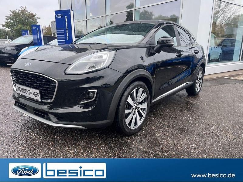 Obsidianschwarz metallic (schwarz) Gebraucht 2021 Ford Puma Titanium X SUV | 18.580 € (Fairer Preis) - Bild 1/4