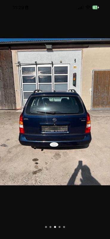 Gebraucht Opel Astra 101 PS (74 kW) 2002 Blau Kombi