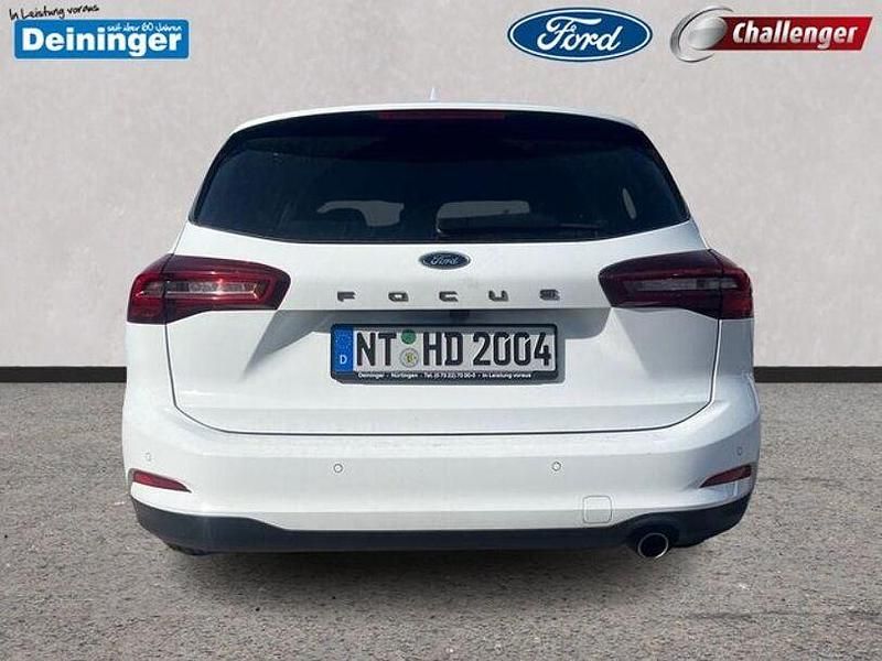 Gebraucht Ford Focus Titanium X 125 PS (91 kW) 2023 Frostweiß Kombi