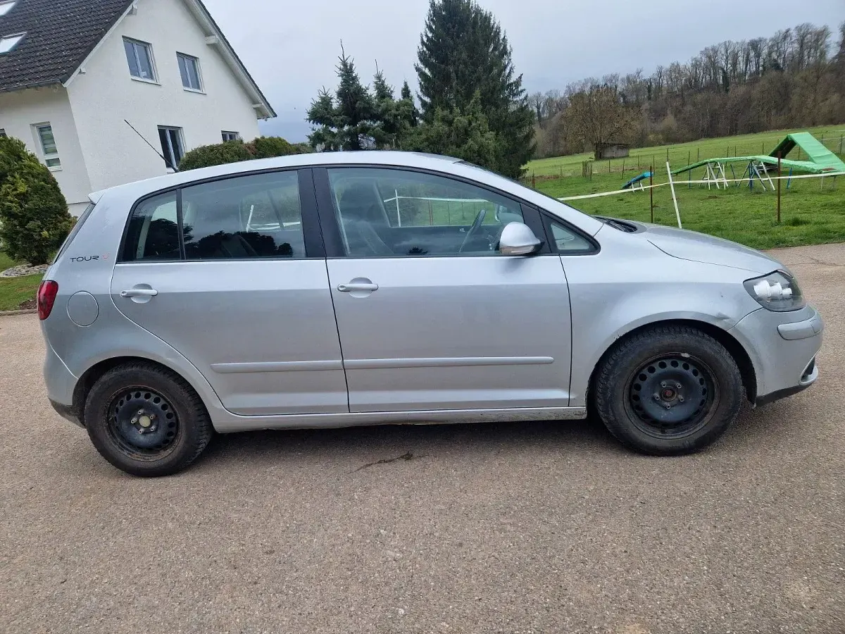 Gebraucht VW Golf V 102 PS (75 kW) 2007 Silber Kombi