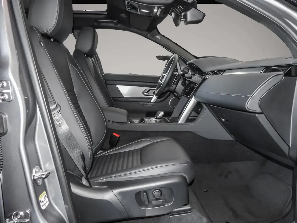 Gebraucht Land Rover Discovery Sport SE Dynamic 269 PS (197 kW) 2025 Manufacturer SUV