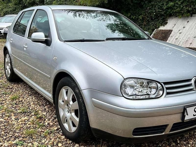 Gebraucht VW Golf IV 105 PS (77 kW) 2003 Silber Limousine