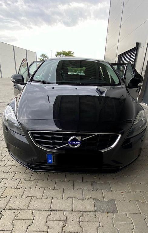 Schwarz Gebraucht 2014 Volvo V40 Kombi | 7.700 € (Fairer Preis) - Bild 1/4