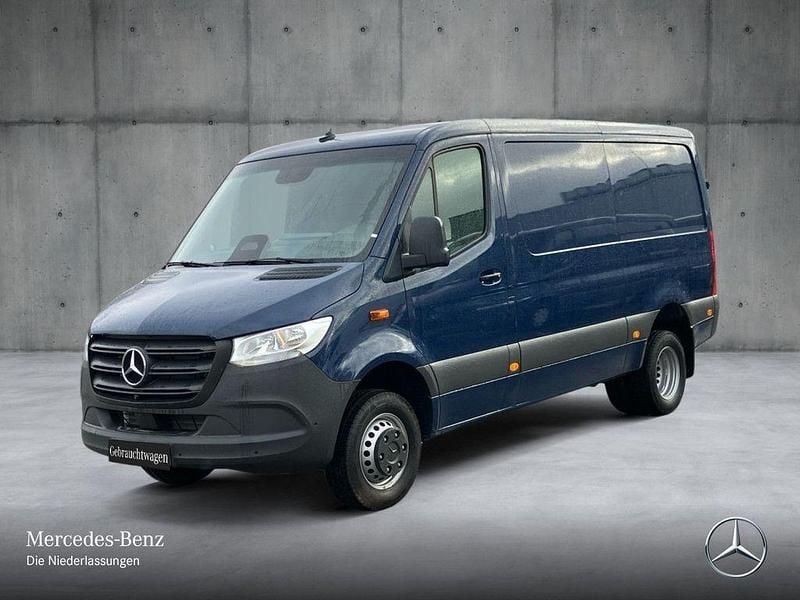 Neu Mercedes Sprinter 190 PS (139 kW) 2025 Blau Van