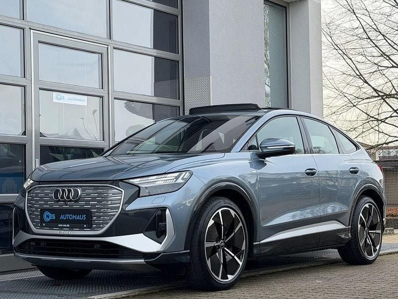 Blau Gebraucht 2024 Audi Q4 Sportback e-tron S-Line SUV | 42.890 € (Superpreis) - Bild 1/4