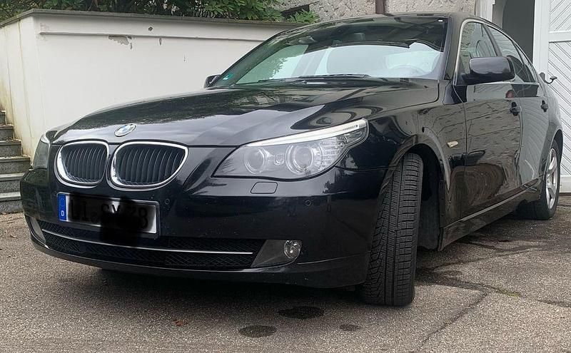 Schwarz Gebraucht 2008 BMW 520 Limousine | 6.800 € (Etwas zu teuer) - Bild 1/4