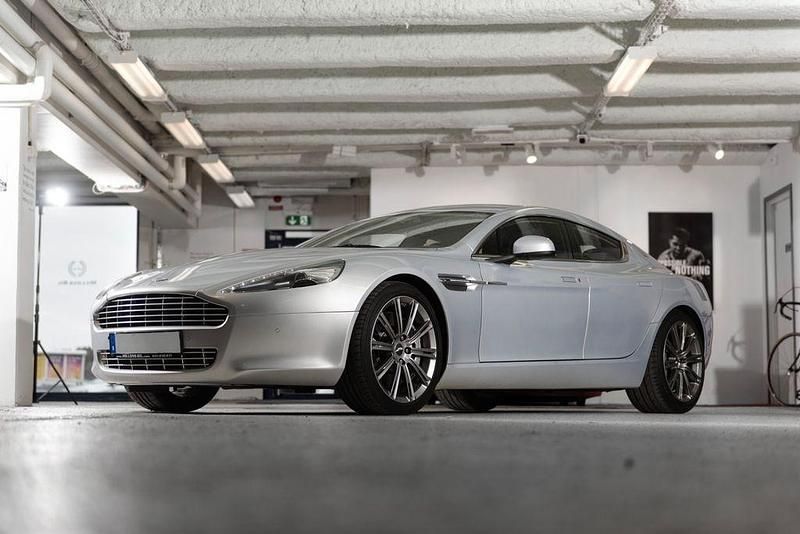 Second-hand Aston Martin Rapide 476 CP (350 kW) 2011 Argintiu Berlinǎ