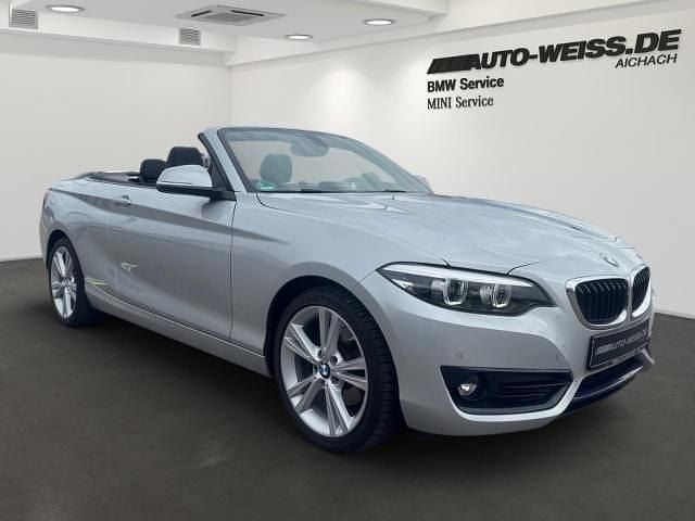 Gebraucht BMW 220 Sport Line 184 PS (135 kW) 2018 Silber Cabrio