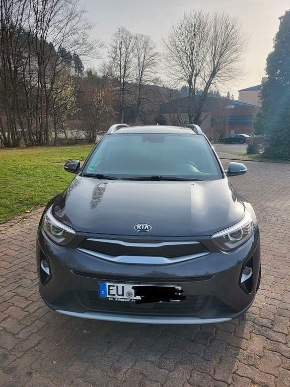 Gebraucht Kia Stonic Vision 116 PS (85 kW) 2020 Grau SUV