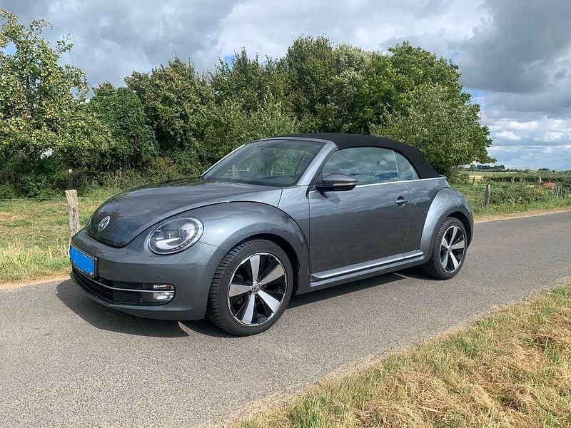 Gebraucht VW Beetle Allstar 105 PS (77 kW) 2016 Grau Kleinwagen