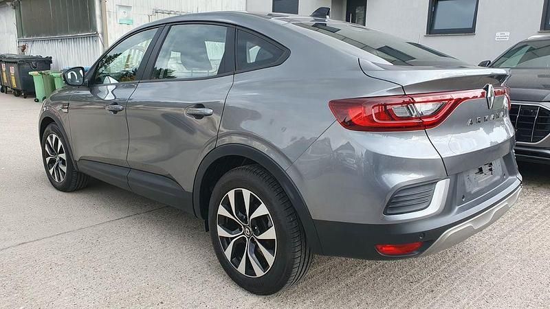Gebraucht Renault Arkana Zen 140 PS (102 kW) 2022 Grau SUV