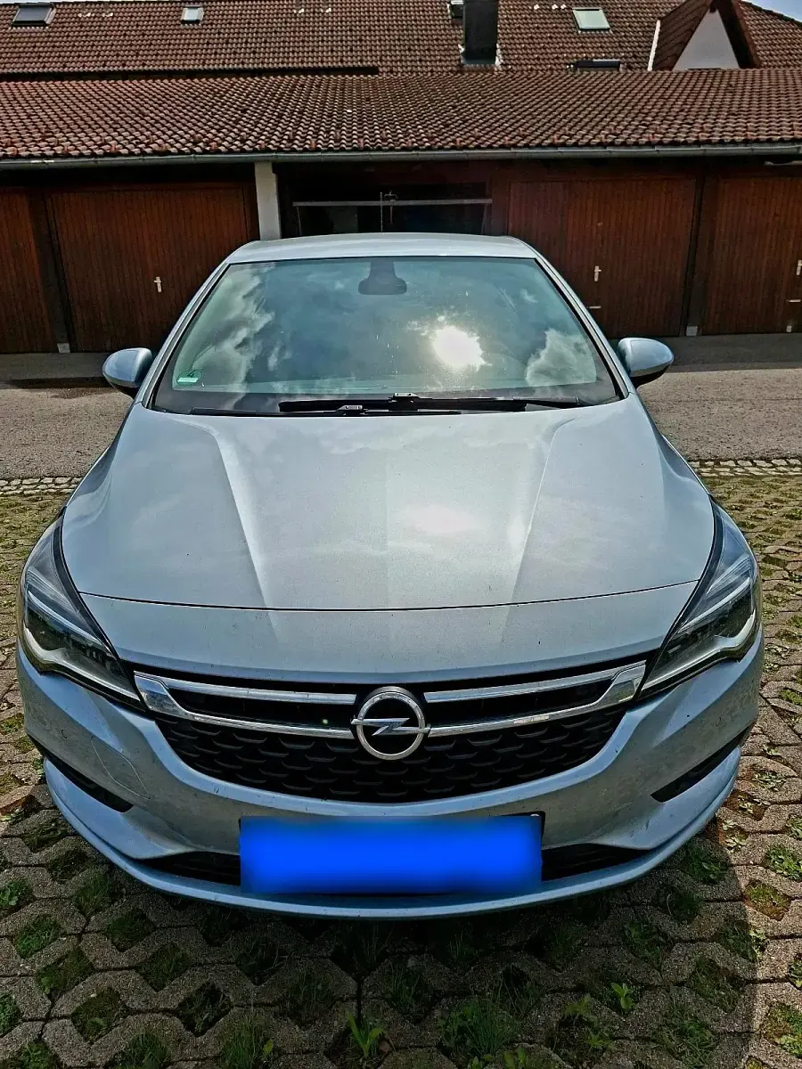 Gebraucht Opel Astra 105 PS (77 kW) 2019 Andere farben Limousine