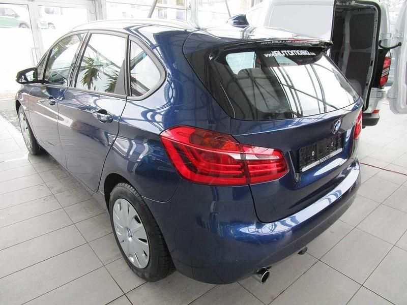 Gebraucht BMW 218 Active Tourer 150 PS (110 kW) 2015 Blau Van / Kleinbus