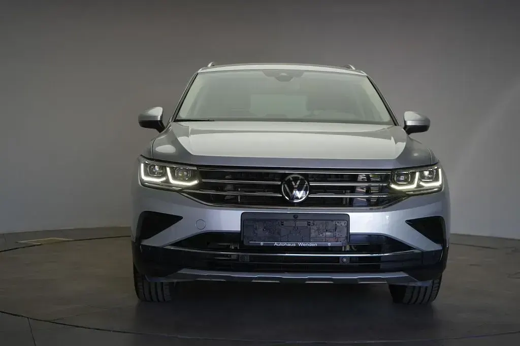 Gebraucht VW Tiguan Elegance 150 PS (110 kW) 2022 Silber SUV
