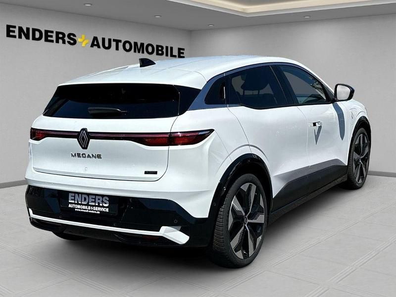 Gebraucht Renault Megane E-Tech Komfort 160 kW (218 PS) 2025 Weiss Limousine