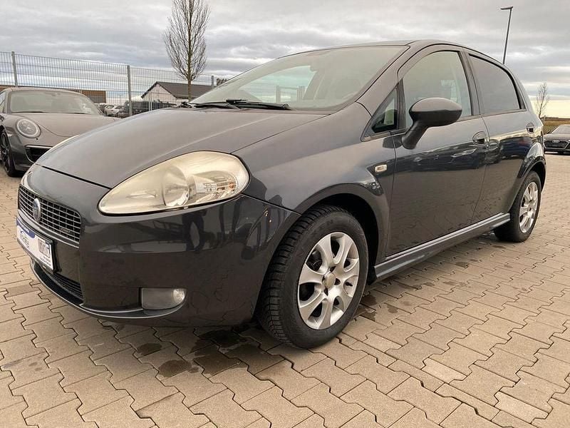 Grau Gebraucht 2007 Fiat Grande Punto Dynamic Kleinwagen | 1.650 € (Guter Preis) - Bild 1/4