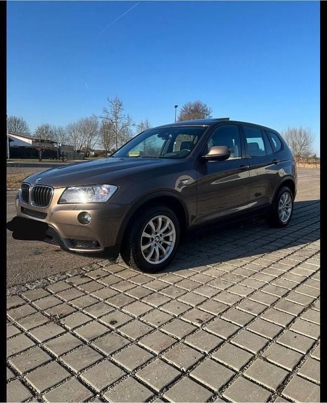 Gebraucht BMW X3 185 PS (136 kW) 2011 Braun SUV