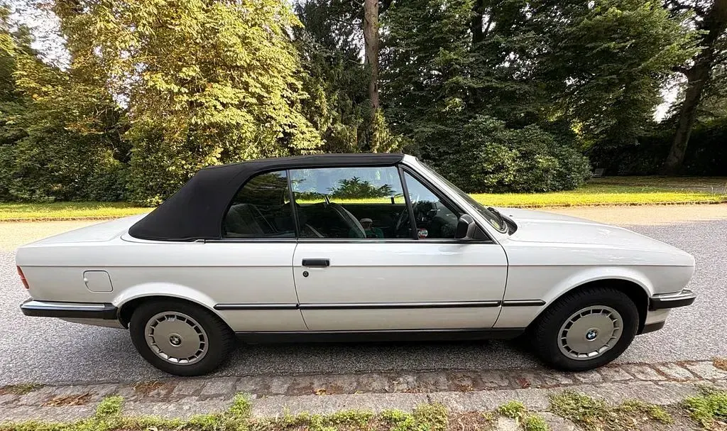 Gebraucht BMW 320 Cabriolet 129 PS (94 kW) 1988 Weiß Cabrio