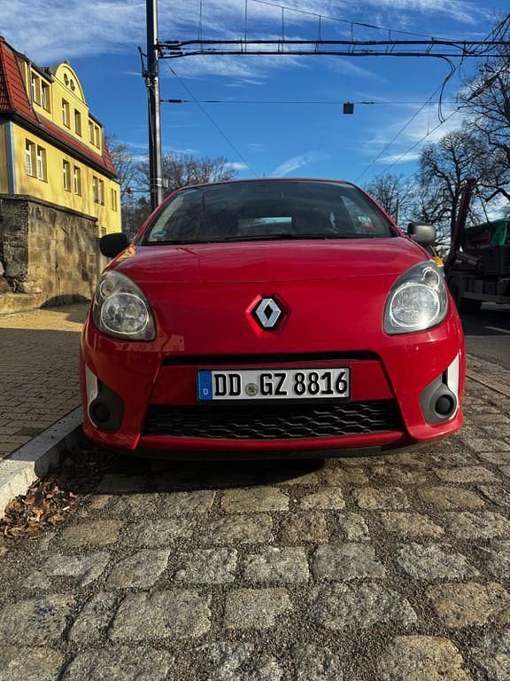 Używany Renault Twingo Dynamique 75 KM (55 kW) 2011 Czerwony Hatchback
