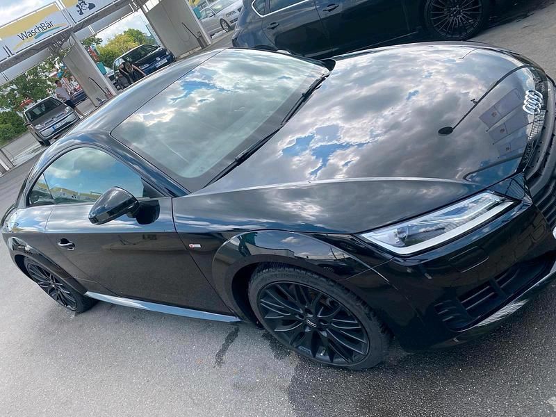 Schwarz Gebraucht 2015 Audi TT Coupé | 23.100 € - Bild 1/4