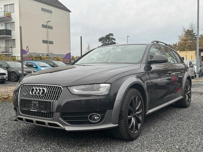 Gebraucht Audi A4 Sport 245 PS (180 kW) 2015 Grau Kombi