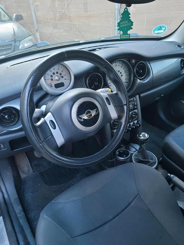 Gebraucht Mini ONE 91 PS (66 kW) 2006 Silber Kleinwagen