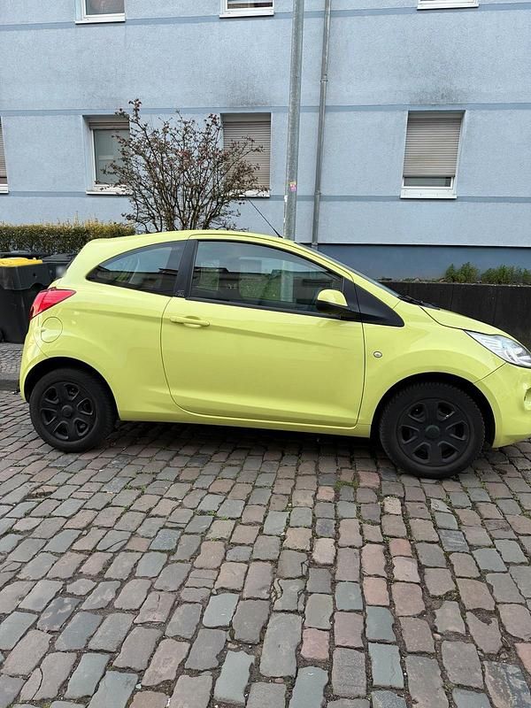 Gebraucht Ford Ka 69 PS (50 kW) 2013 Grün Kleinwagen