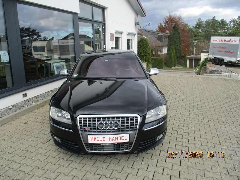 Phantomschwarz perleffekt Gebraucht 2010 Audi S8 Limousine | 13.300 € (Superpreis) - Bild 1/4