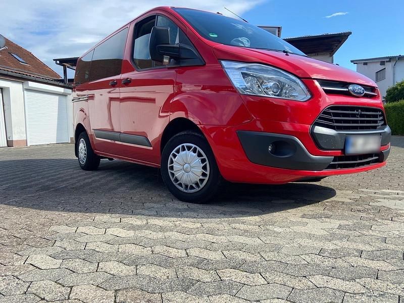 Gebraucht Ford Transit Custom 155 PS (114 kW) 2015 Rot Van / Kleinbus