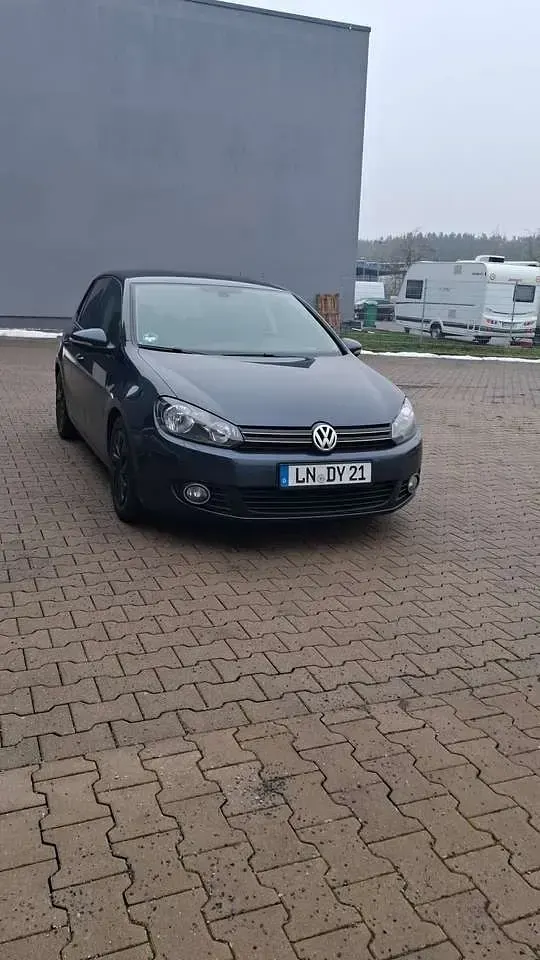 Gebraucht VW Golf VI Team 105 PS (77 kW) 2010 Kleinwagen