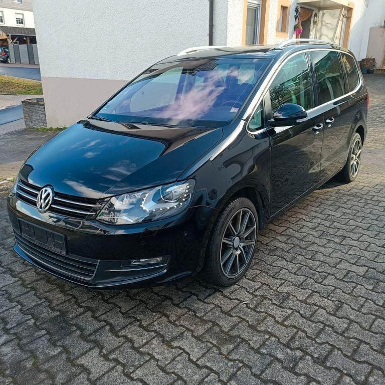 Gebraucht VW Sharan Highline 140 PS (102 kW) 2011 Schwarz Van / Kleinbus