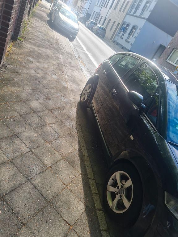 Usata Audi A2 75 CV (55 kW) 2002 Nero Utilitaria